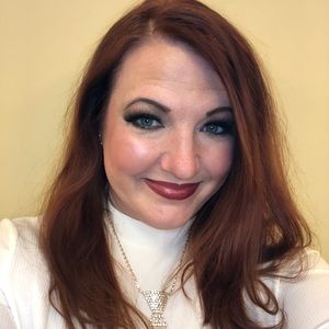 Meet your Posher, Virginia